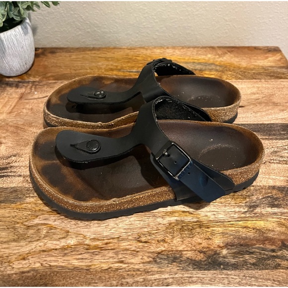 Birkenstock Shoes - Birkenstock Gizeh Sandals Black Women’s Size 5